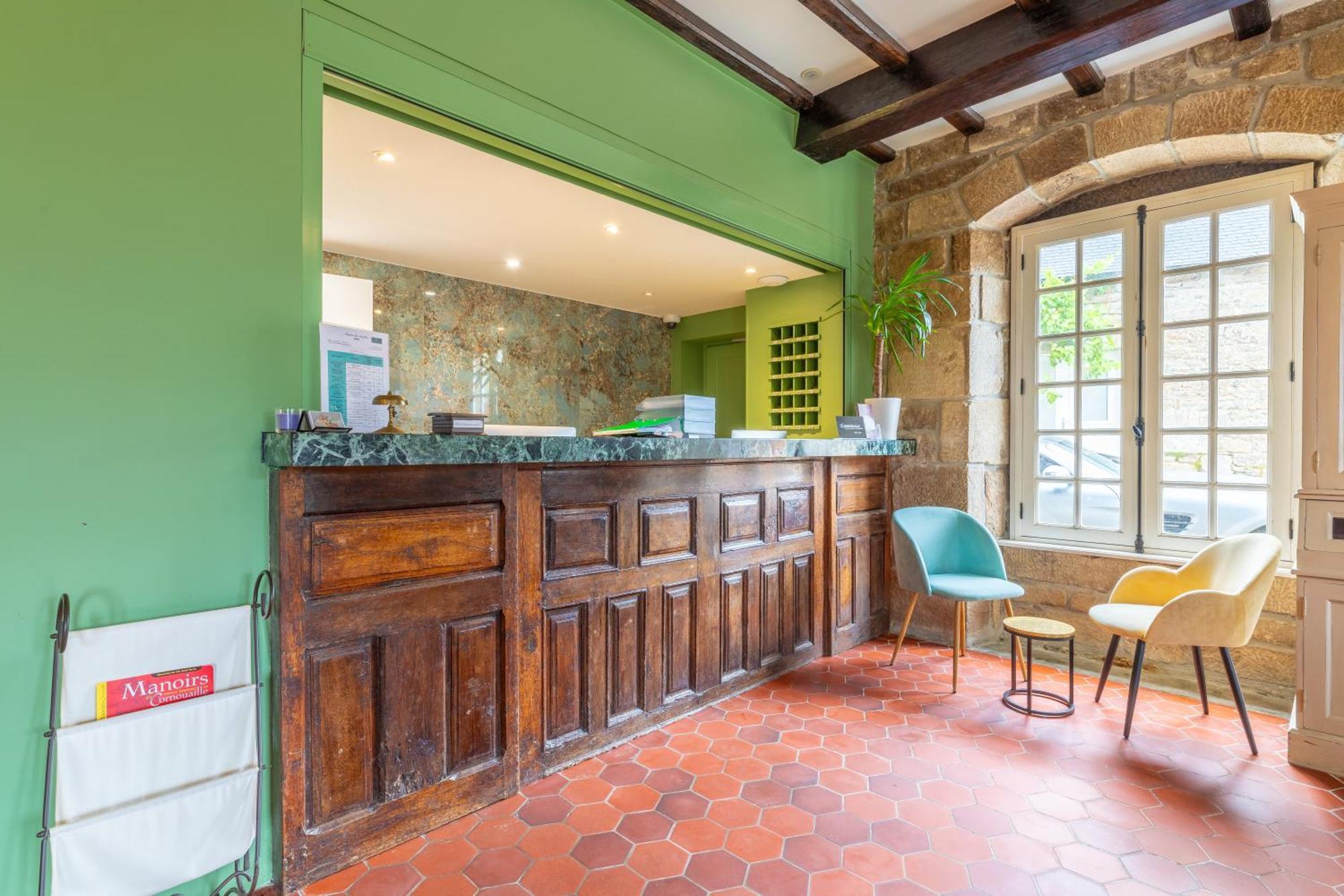 Manoir De Moellien, The Originals Relais Hotel Plonevez-Porzay ภายนอก รูปภาพ