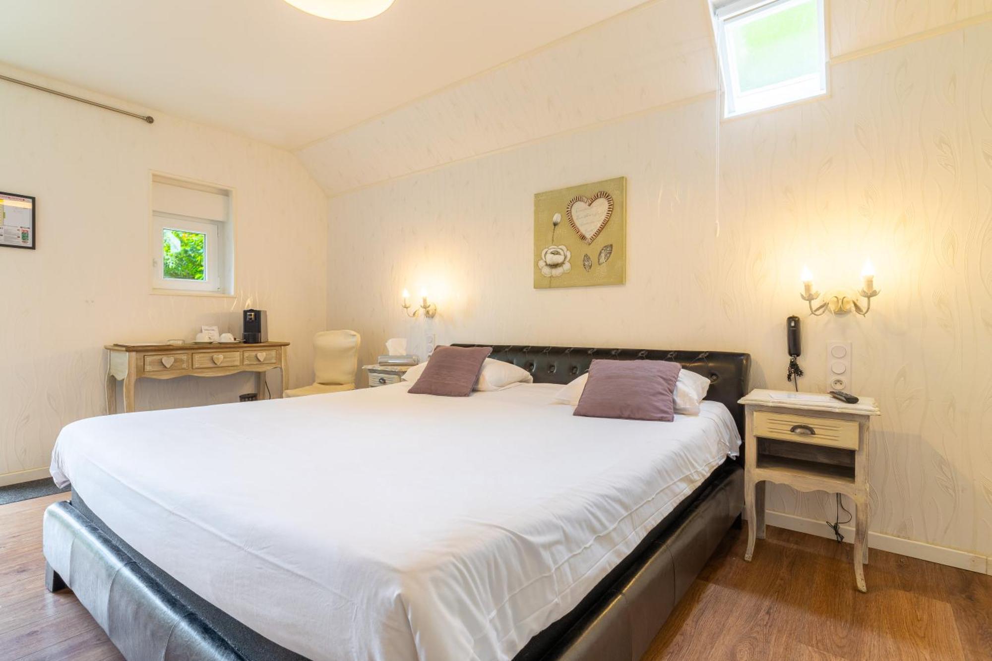 Manoir De Moellien, The Originals Relais Hotel Plonevez-Porzay ภายนอก รูปภาพ